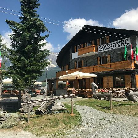 Sasso Nero Otel Chiesa in Valmalenco Dış mekan fotoğraf