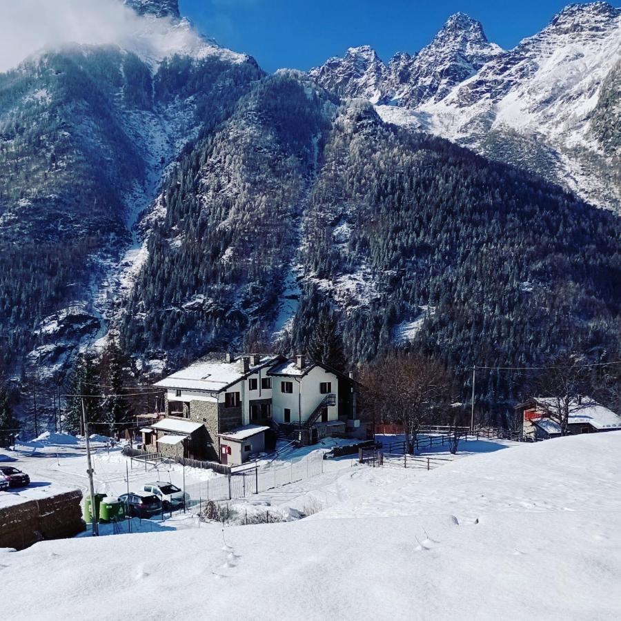 Sasso Nero Otel Chiesa in Valmalenco Dış mekan fotoğraf
