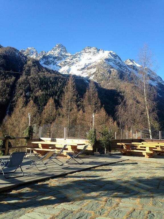 Sasso Nero Otel Chiesa in Valmalenco Dış mekan fotoğraf