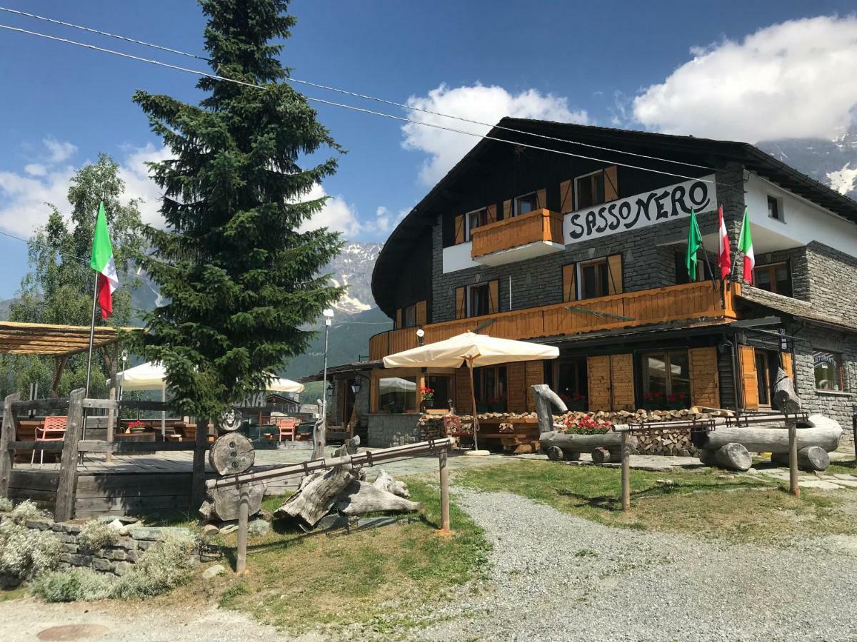 Sasso Nero Otel Chiesa in Valmalenco Dış mekan fotoğraf