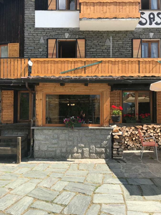 Sasso Nero Otel Chiesa in Valmalenco Dış mekan fotoğraf